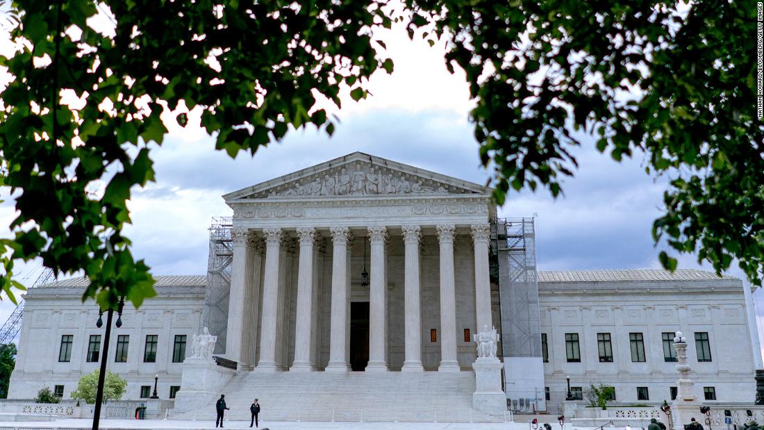 Supreme Court hears arguments on Trump immunity case