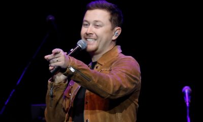 Former 'American Idol' Winner Scotty McCreery Lights Up the Stage in Return Performance