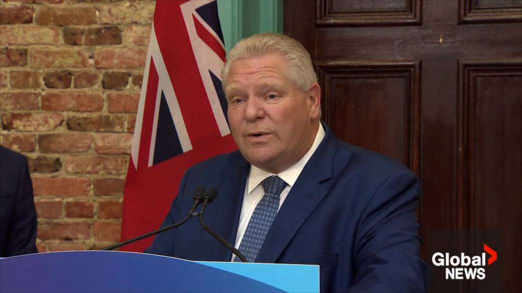 Click to play video: '‘Teachers want kids to pay attention,’ Ford says as Ontario limits cell phone use in schools'