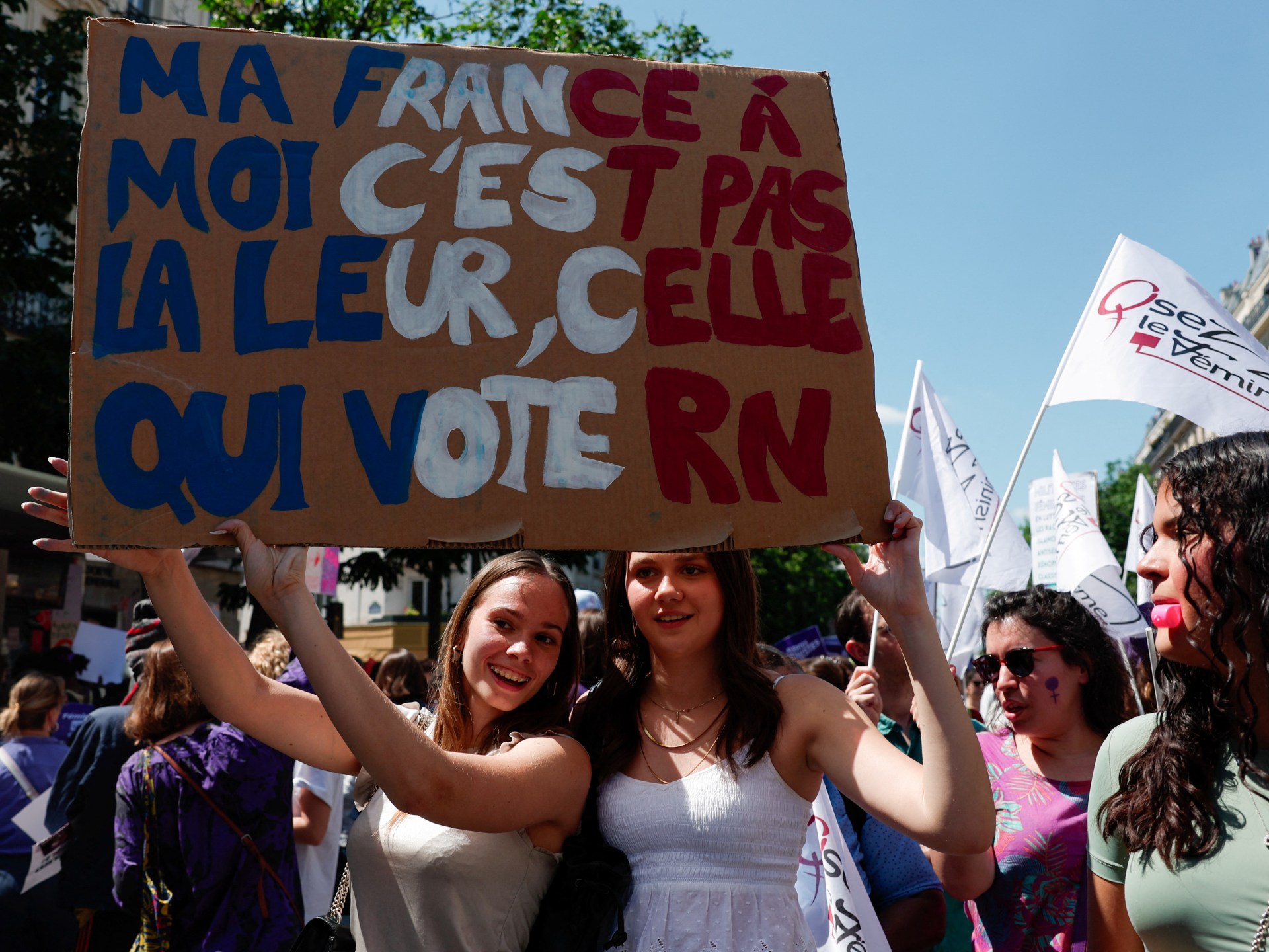 In a divided France, voters on the left hope to unite against the far right | Elections News