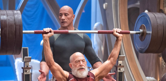 Dwayne Johnson and Chris Evans Save Christmas