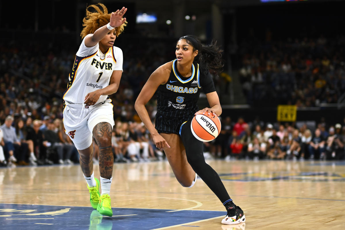 Chicago Sky pull off thrilling comeback over Indiana Fever as Angel Reese, Caitlin Clark nab double-doubles