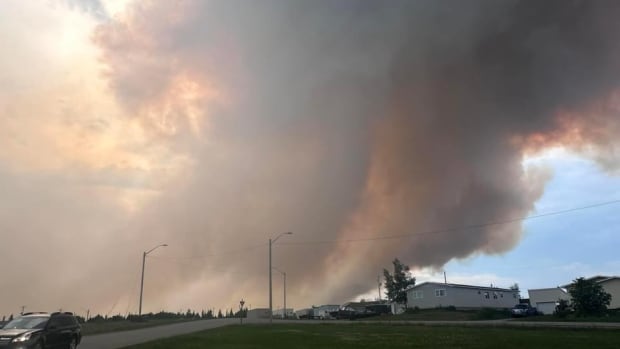 Churchill Falls residents on edge over forest fire after town makes hasty evacuation