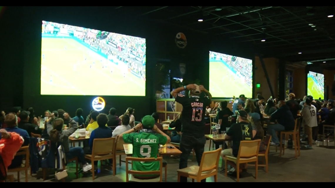Fans pack San Diego bars for Mexico vs. Brazil watch party