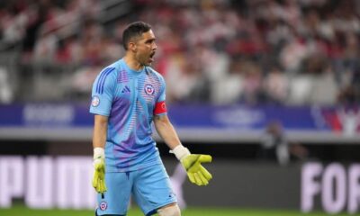 Peru vs Chile result: Claudio Bravo and Paolo Guerrero make Copa America history in 0-0 draw