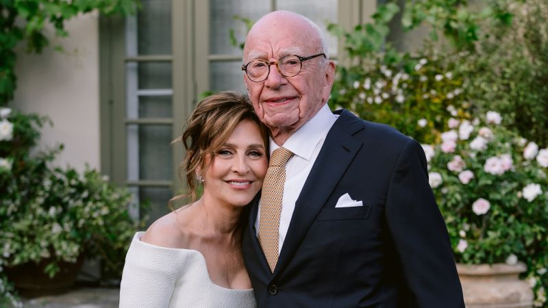 Rupert Murdoch marries Elena Zhukova, his fifth wife, in vineyard wedding