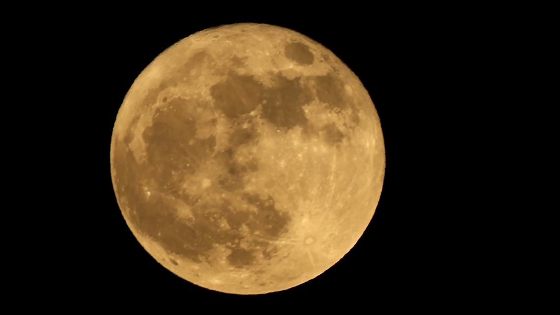 Strawberry moon 2024: When to watch June's full moon