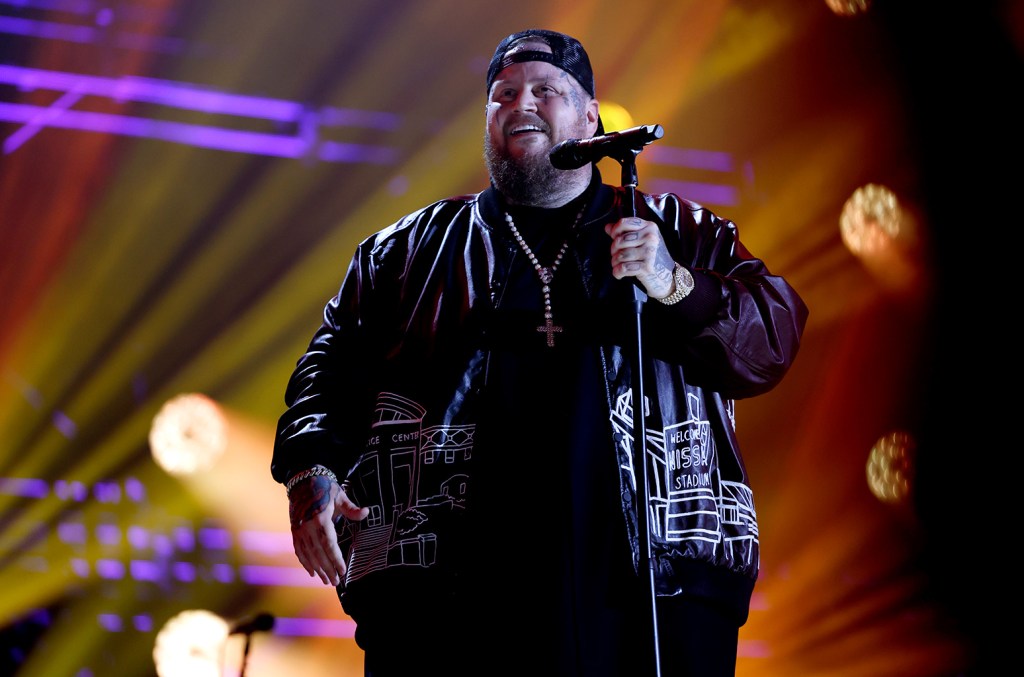 Jelly Roll Performs Tampa Show After Morgan Wallen Cancels Concert