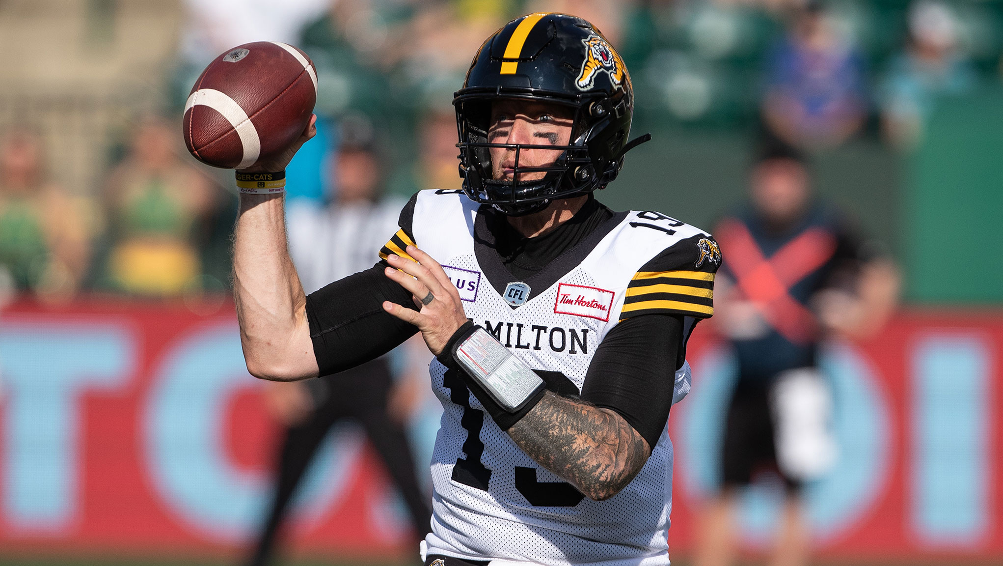 Bo Levi Mitchell throws five touchdowns in win over Elks