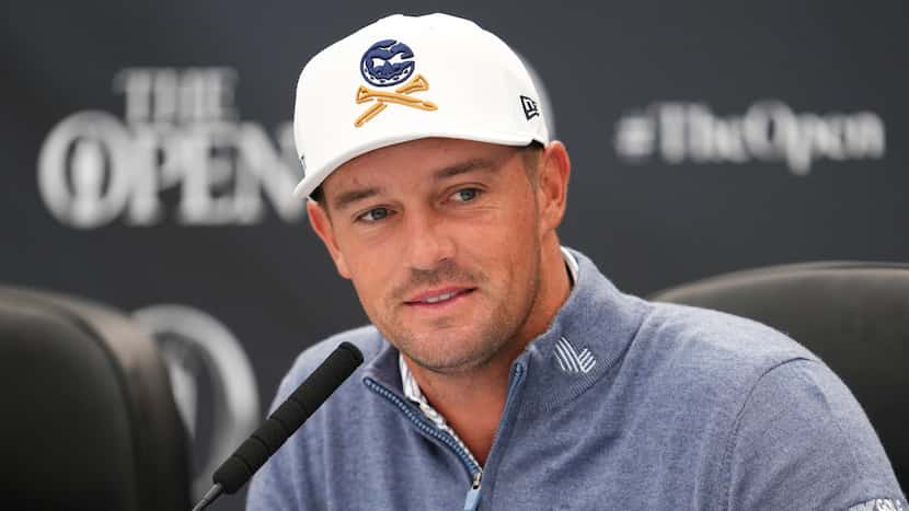 Bryson DeChambeau, Donald Trump score combined 22-under in charity golf round