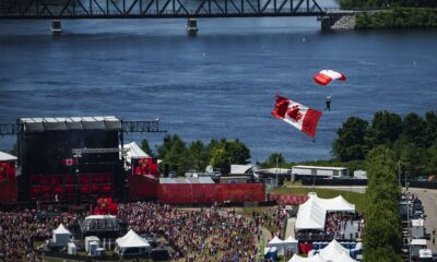 Canada Day festivities attract hundreds at ceremonies, parties across the country