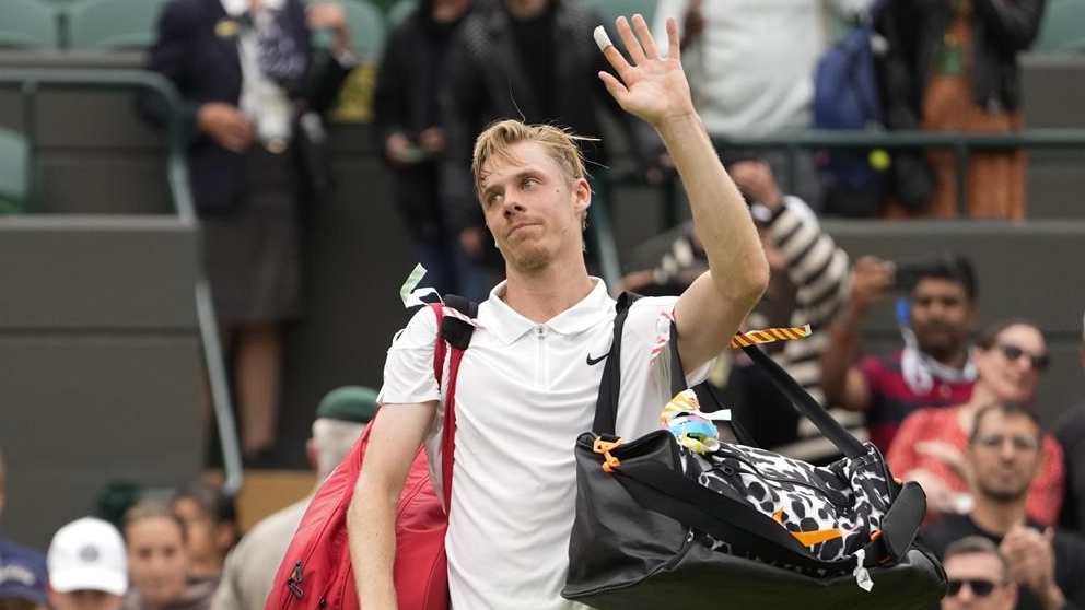 Denis Shapovalov falls in five-set third-round match to Ben Shelton at Wimbledon