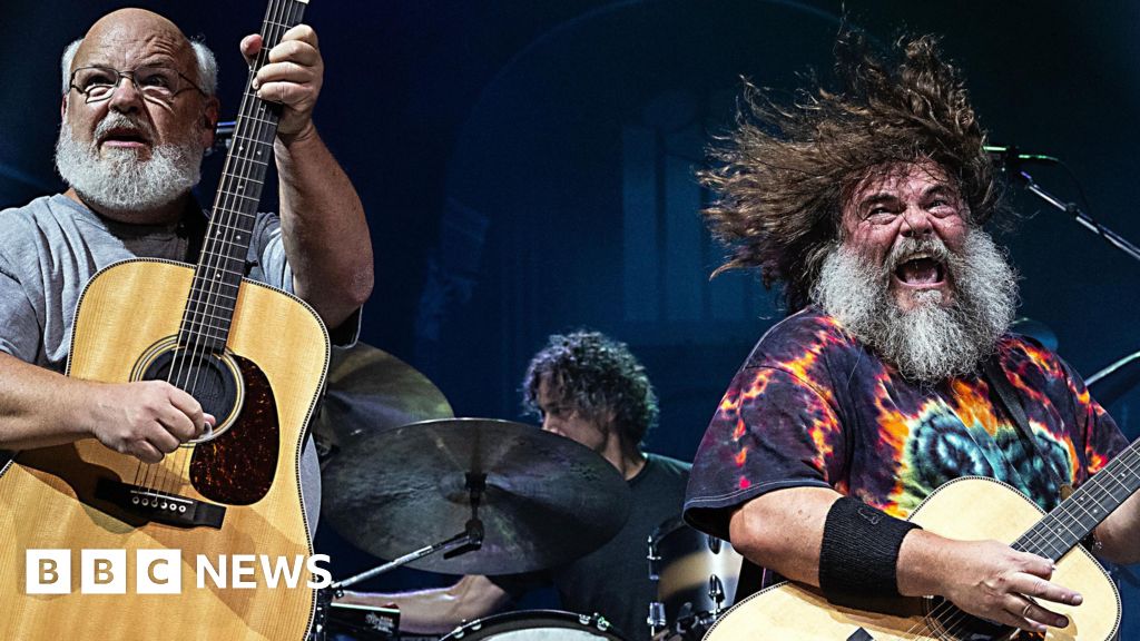 Jack Black cancels Tenacious D tour after Kyle Gass's comments about Donald Trump