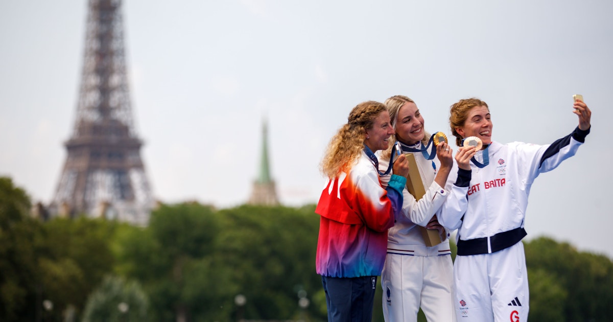 Five talking points from the Paris Olympic triathlon women’s race • World Triathlon