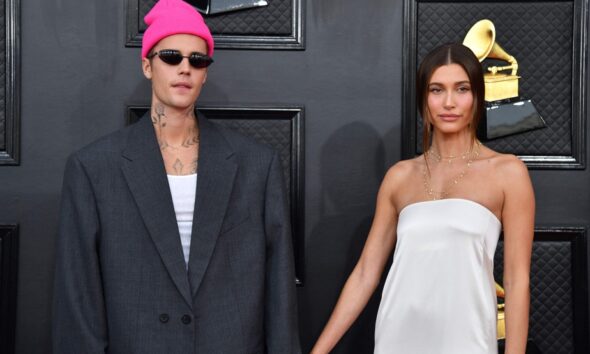 Justin Bieber et son épouse Hailey accueillent leur premier enfant