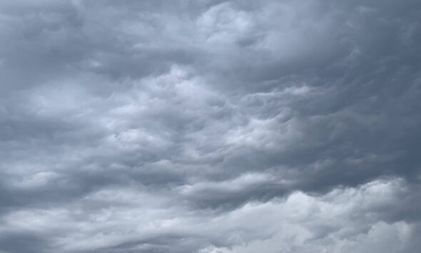 Severe thunderstorm warning for Calgary ends; several areas without power