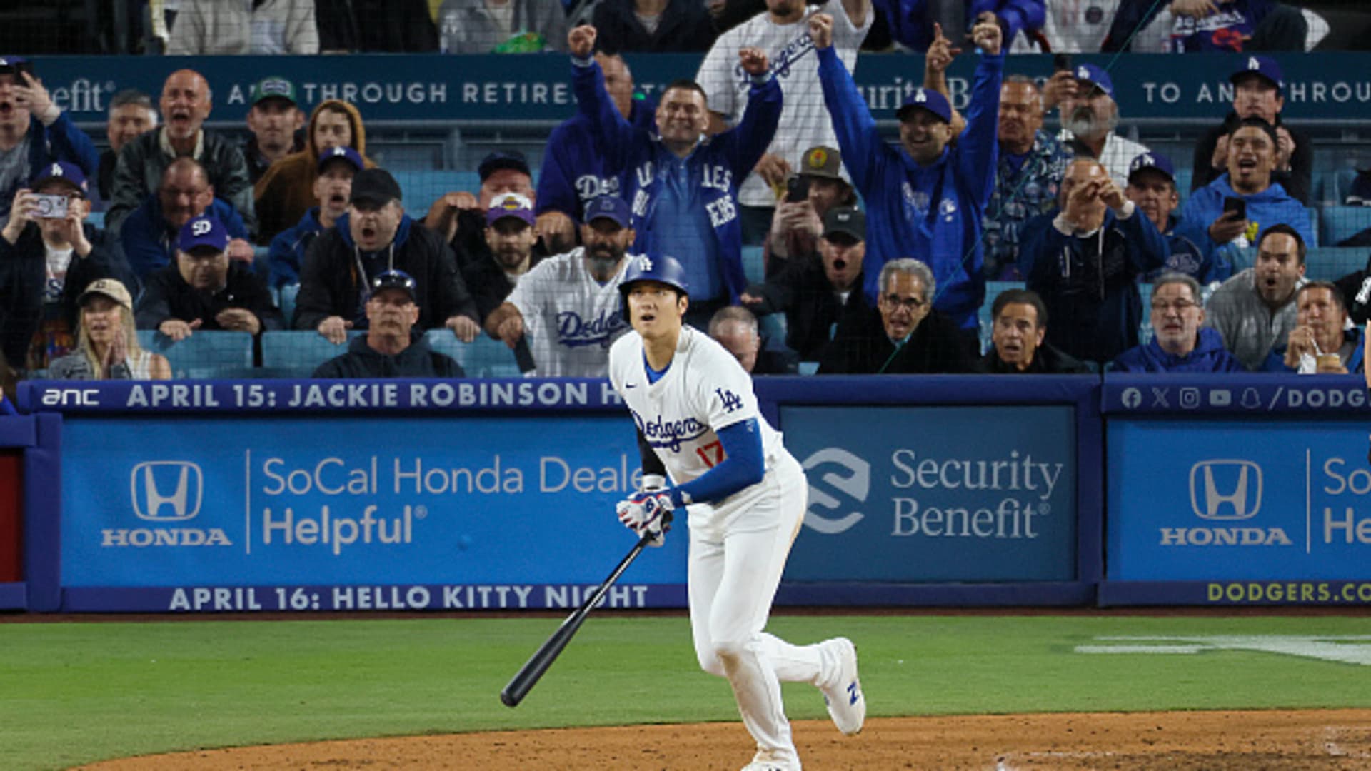 Shohei Ohtani signs trading card deal with Fanatics-backed Topps