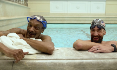 Snoop Dogg tests out his 'lung power' in pool with Michael Phelps