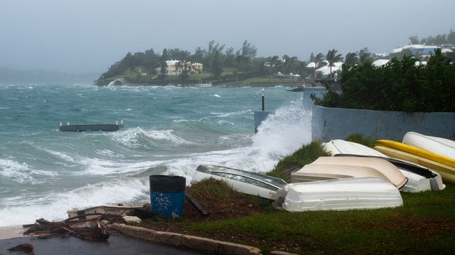 Swells bring deadly risk to Atlantic beaches