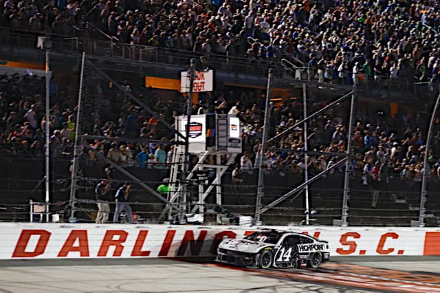 Nascar Cup Series Chase Briscoe checkered flag finish at Darlington NKP