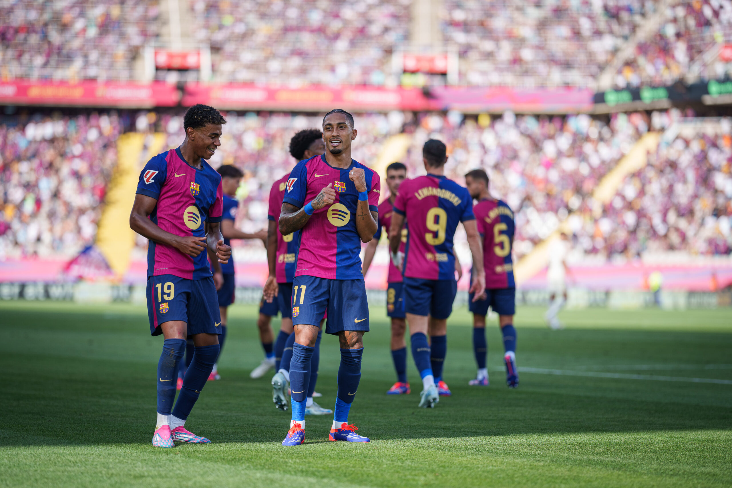 FC Barcelona 7-0 Real Valladolid: Magnificent seven