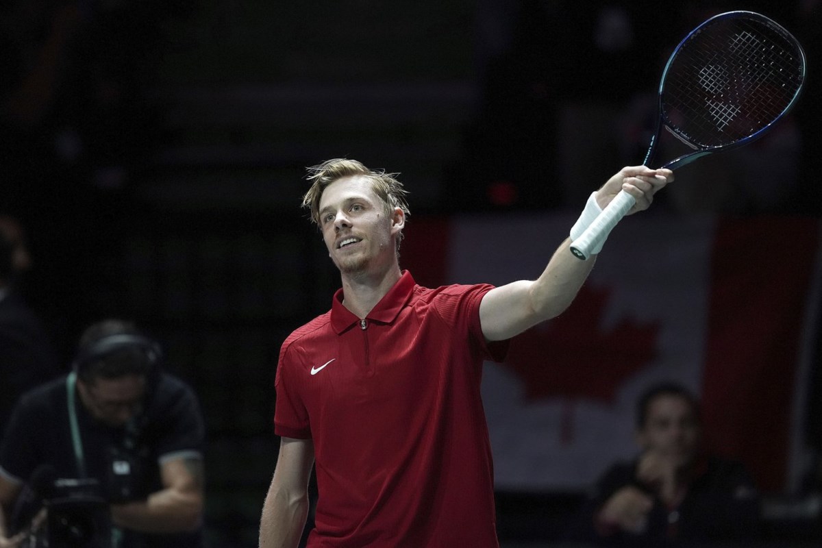 Shapovalov, Auger-Aliassime lead Canada to 2-1 win over Argentina at Davis Cup