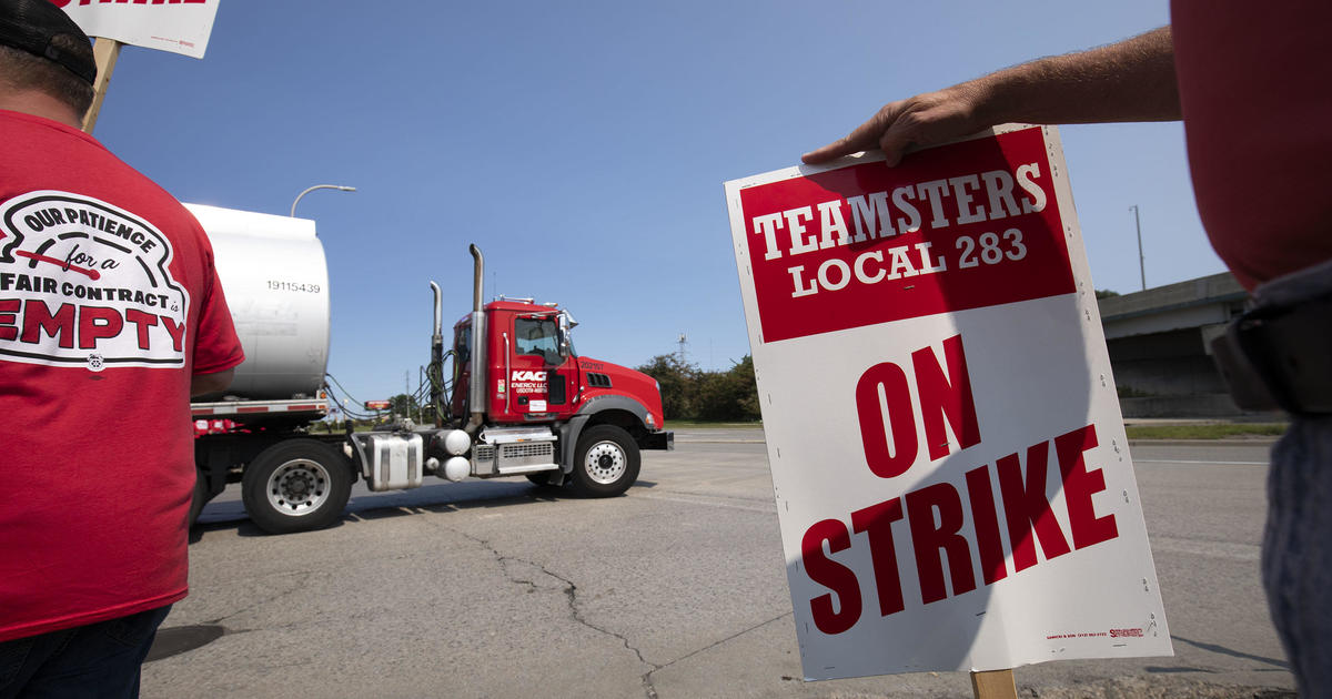 Teamsters decide not to make 2024 presidential endorsement