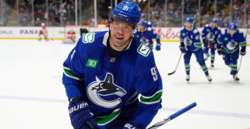 Where does Daniel Sprong fit best in the Canucks' lineup?