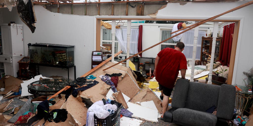 VIDEO: Tornado in Fort Myers causes damage ahead of Milton landfall in Florida