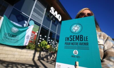 Les employés de la SAQ en grève