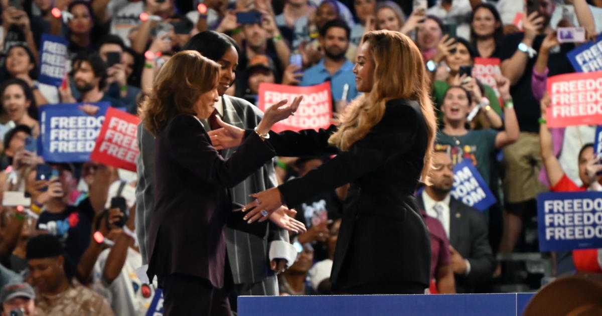 Beyoncé endorses Harris for president at Houston rally: "It's time to sing a new song"