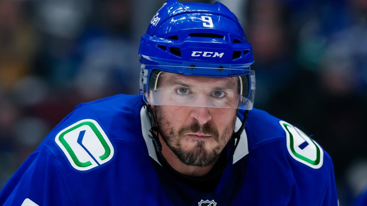 Canucks : Miller, un cas incertain pour le match contre les Blackhawks mardi