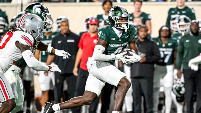 How to watch MSU-Oregon football, live stream, betting line