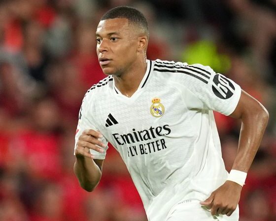 Kylian Mbappé’s representative says legal action ‘will be taken’ against Swedish media over rape allegations