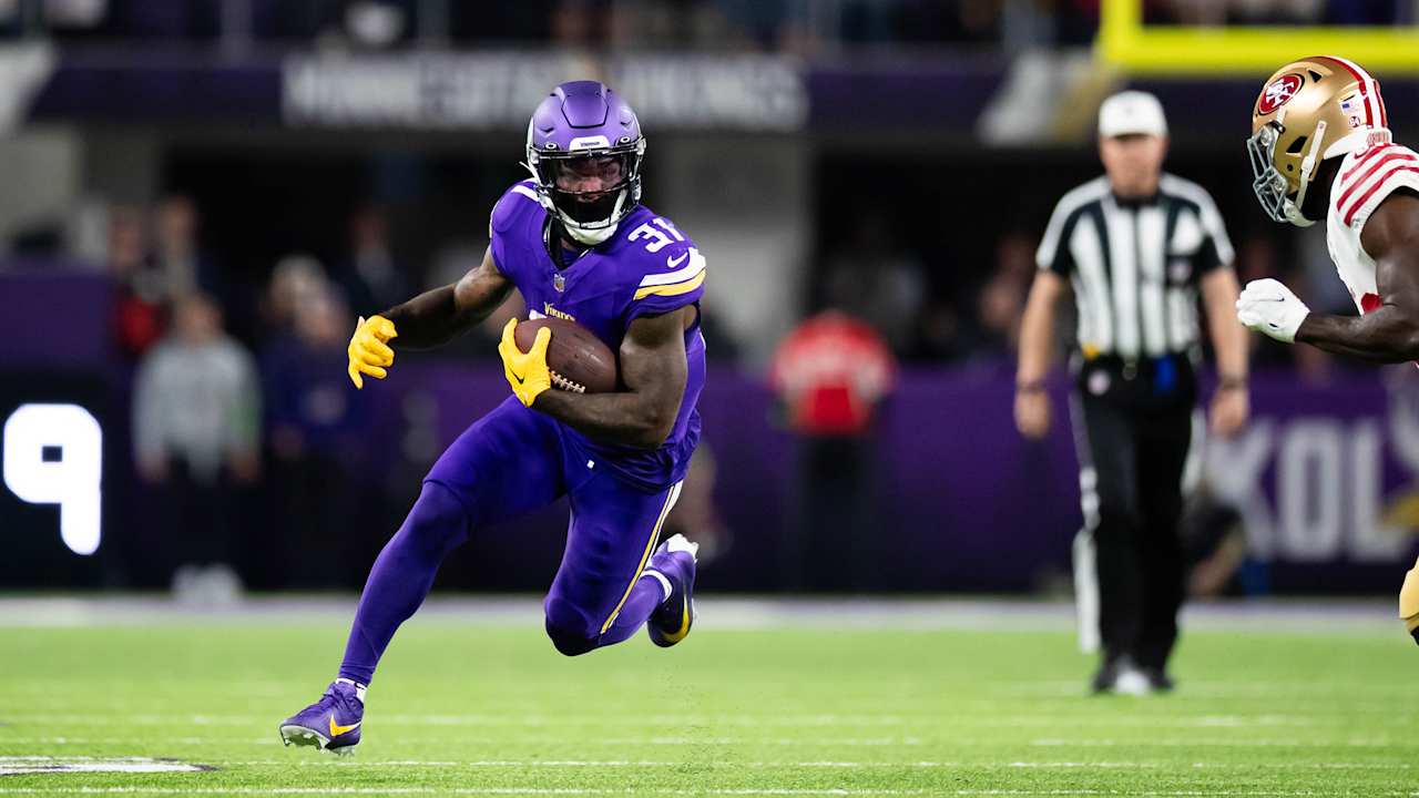 Vikings Trade to Acquire Running Back Cam Akers