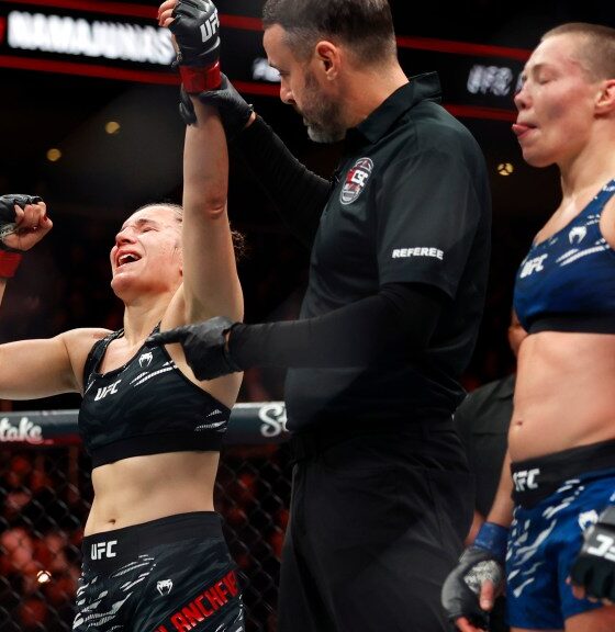 Erin Blanchfield rallies to beat Rose Namajunas