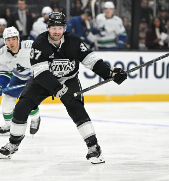 FINAL - Kings 2, Canucks 4 - Edmundson, Foegele, Hiller