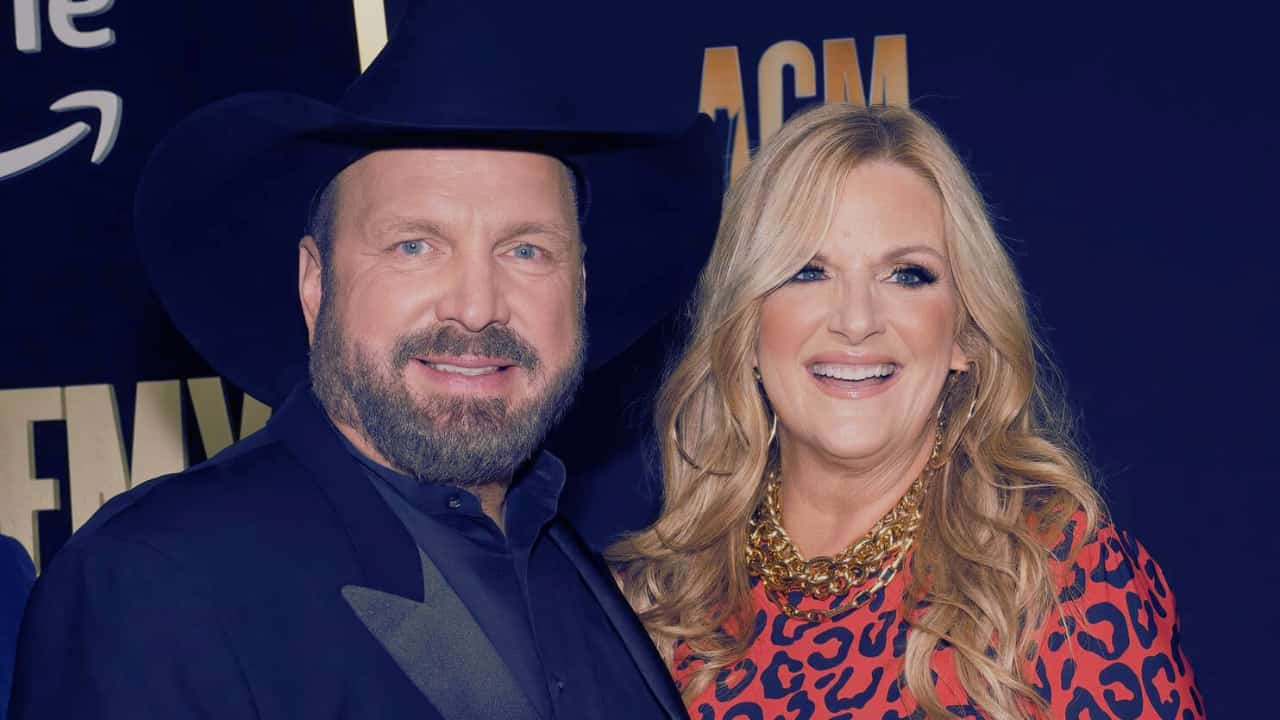 Garth Brooks to Reveal Untold Story of His Personal Life in New 'Anthology' Release