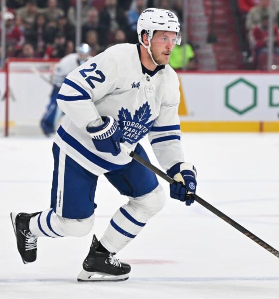 McCabe signs 5-year, $22.55 million contract with Maple Leafs