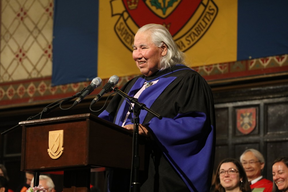 Queen's remembers The Honourable Murray Sinclair