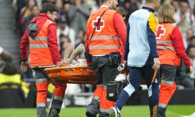 Real Madrid-Osasuna: Defender Eder Militão carried off on a stretcher with leg injury