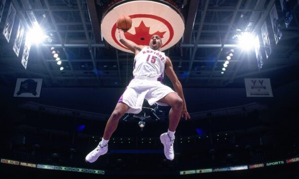 Toronto Raptors' Vince Carter makes franchise history, no. 15 jersey retired