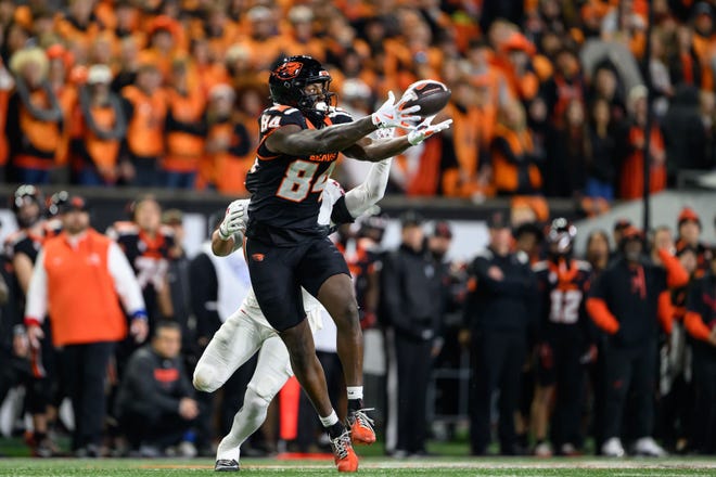 Oregon State tight end Jermaine Terry II (84) catches a pass against Washington State Nov. 23 at Reser Stadium in Corvallis.