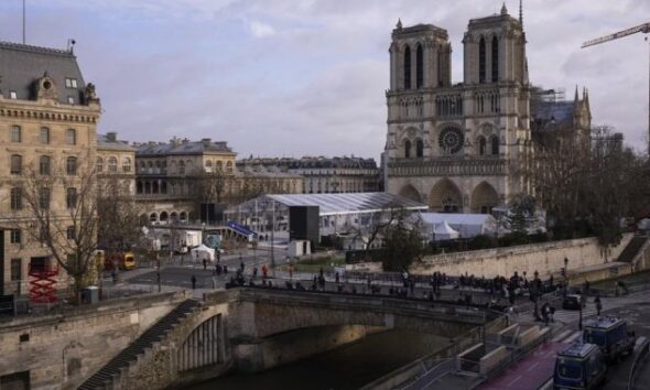 Notre Dame reopens its doors to Macron and other world leaders in a rare symbol of unity - National