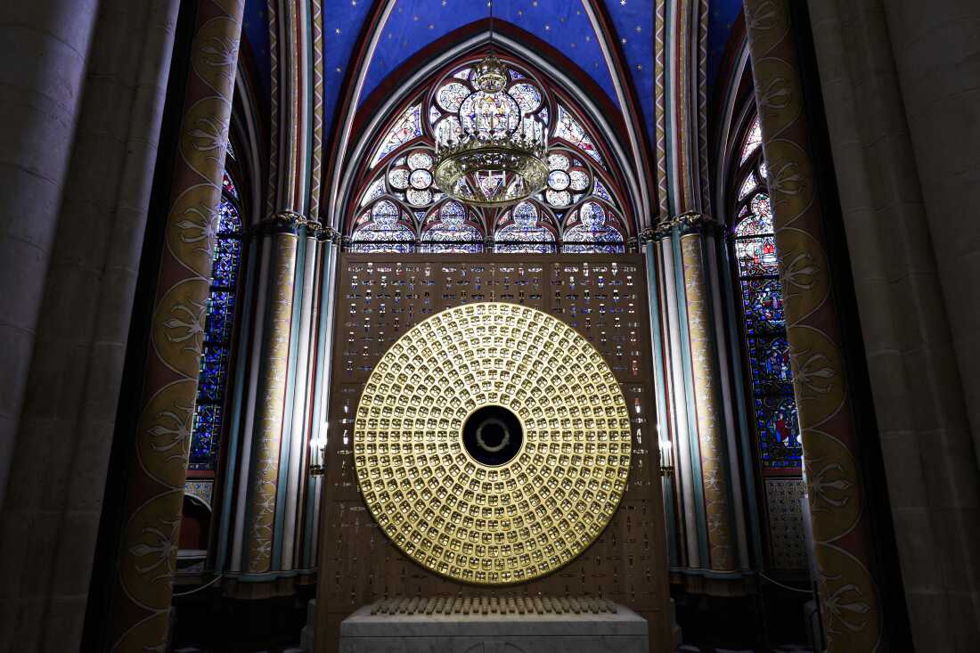 This photograph shows the Crown of thorns inside the reliquary of the Crown of Thorns designed by French Artist Sylvain Dubuisson during a visit of France's President at Notre-Dame de Paris cathedral in Paris, on November 29, 2024. The Notre-Dame Cathedral is set to re-open early December 2024, with a planned weekend of ceremonies on December 7 and 8, 2024, five years after the 2019 fire which ravaged the world heritage landmark and toppled its spire. Some 250 companies and hundreds of experts were mobilised for the five-year restoration costing hundreds of millions of euros. (Photo by STEPHANE DE SAKUTIN / POOL / AFP) / RESTRICTED TO EDITORIAL USE - MANDATORY MENTION OF THE ARTIST UPON PUBLICATION - TO ILLUSTRATE THE EVENT AS SPECIFIED IN THE CAPTION (Photo by STEPHANE DE SAKUTIN/POOL/AFP via Getty Images)