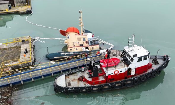 Theodore tugboat partially sinks | CTV News