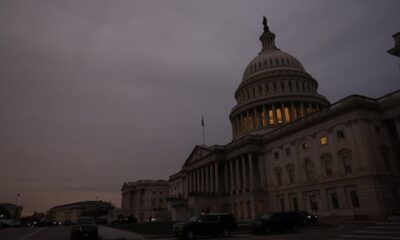 Congress passes law averting U.S. government shutdown