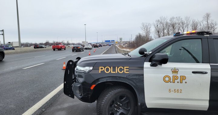 OPP close part of Hwy. 401 given ‘significant’ Boxing Day congestion