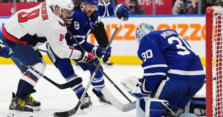 Caps clip Leafs 5-2, Ovechkin scores in return