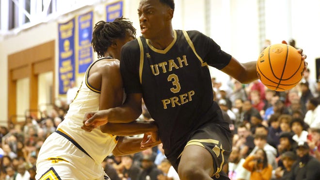 AJ Dybantsa picks BYU, so what’s next for Hubert Davis, UNC basketball?